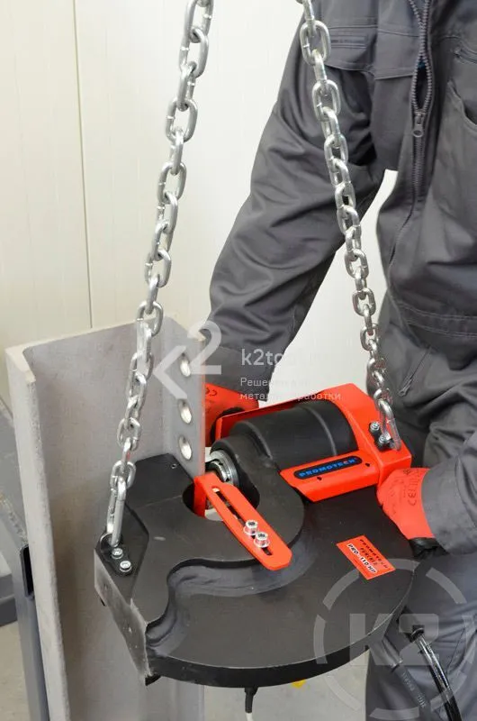 Пример применения пресс-перфоратора гидравлического Promotech Pro 110 HP в горизонтальном положении